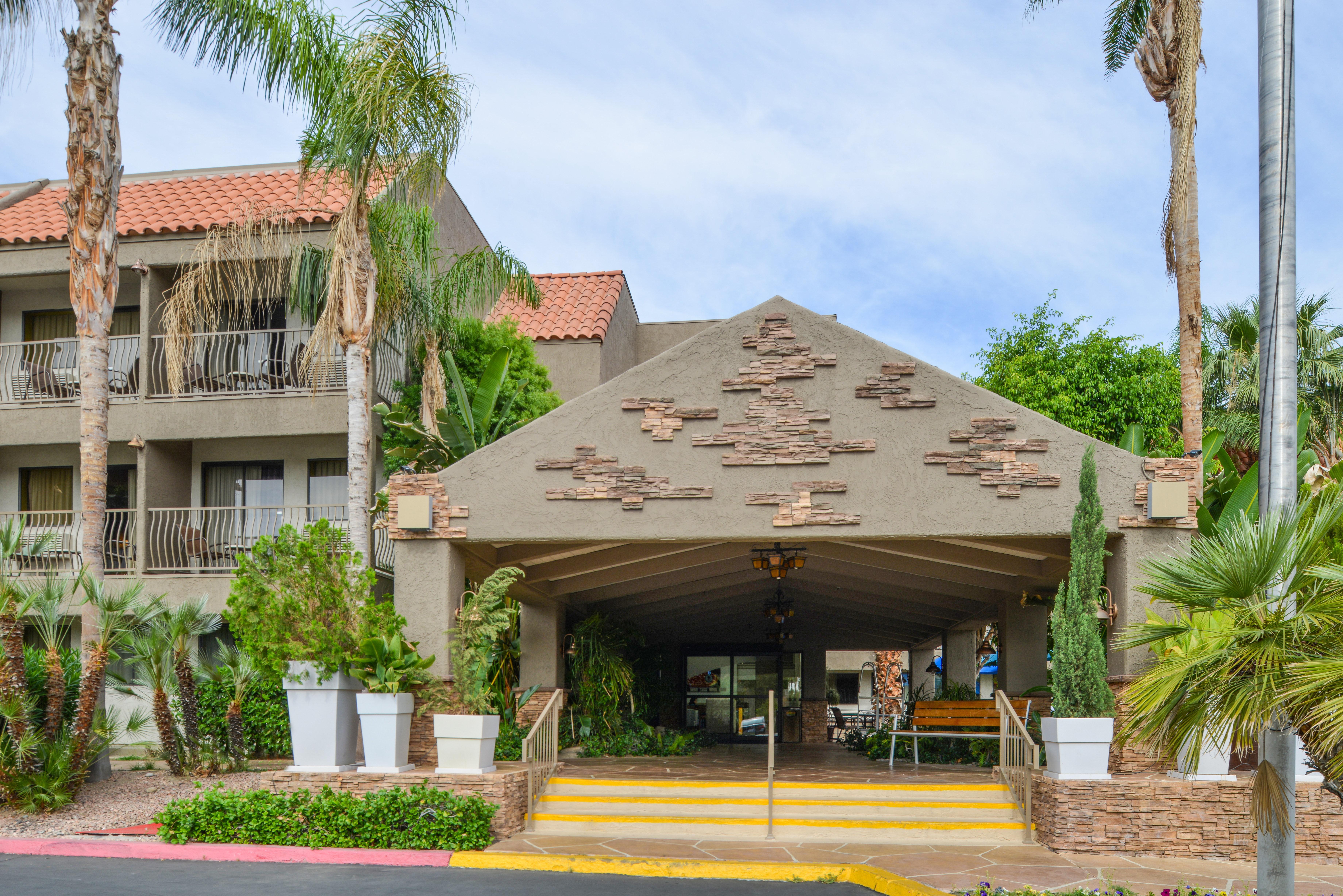 Holiday Inn Express Palm Desert By Ihg Exterior photo