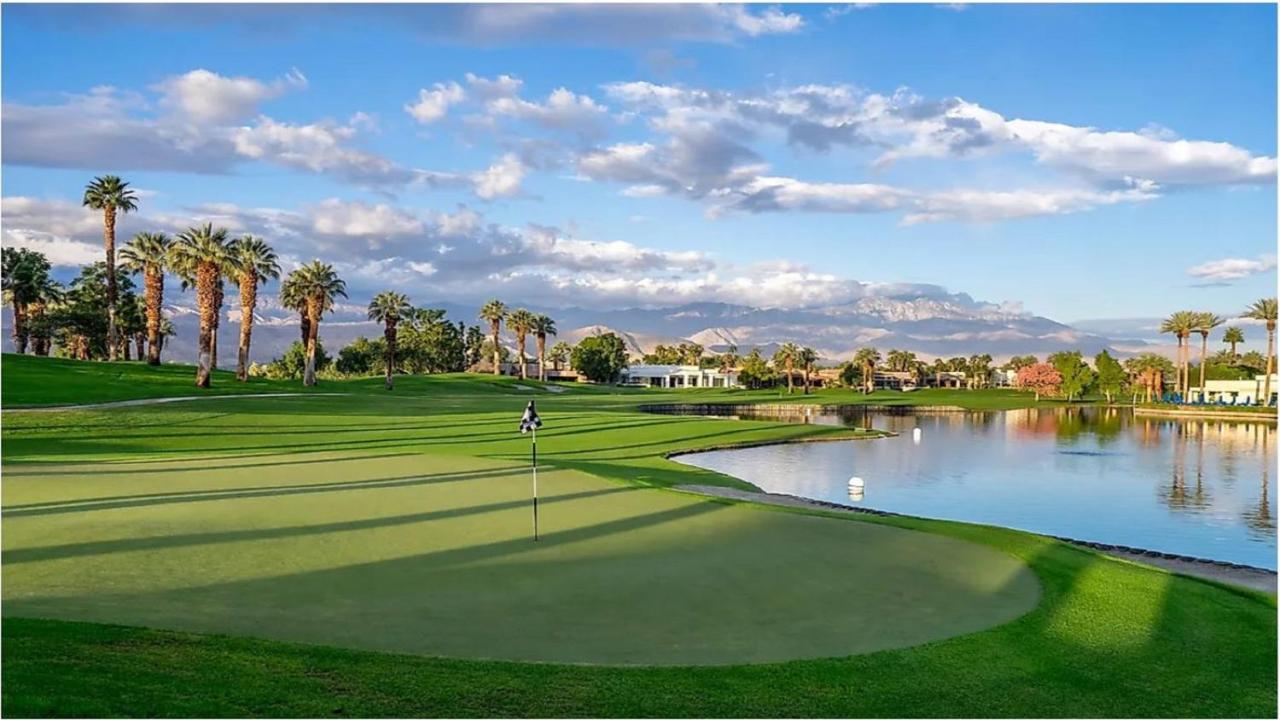 Holiday Inn Express Palm Desert By Ihg Exterior photo