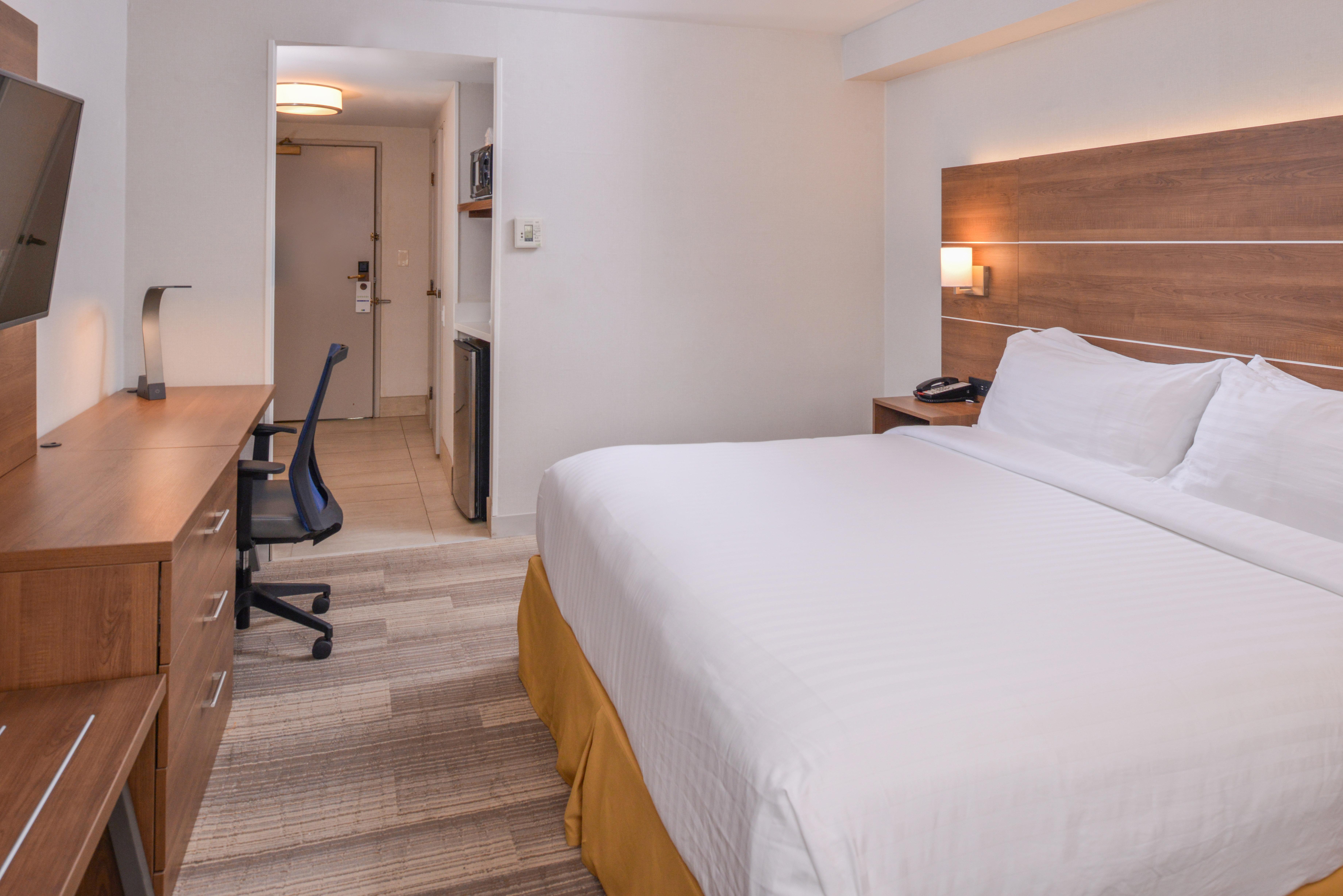 Holiday Inn Express Palm Desert By Ihg Exterior photo